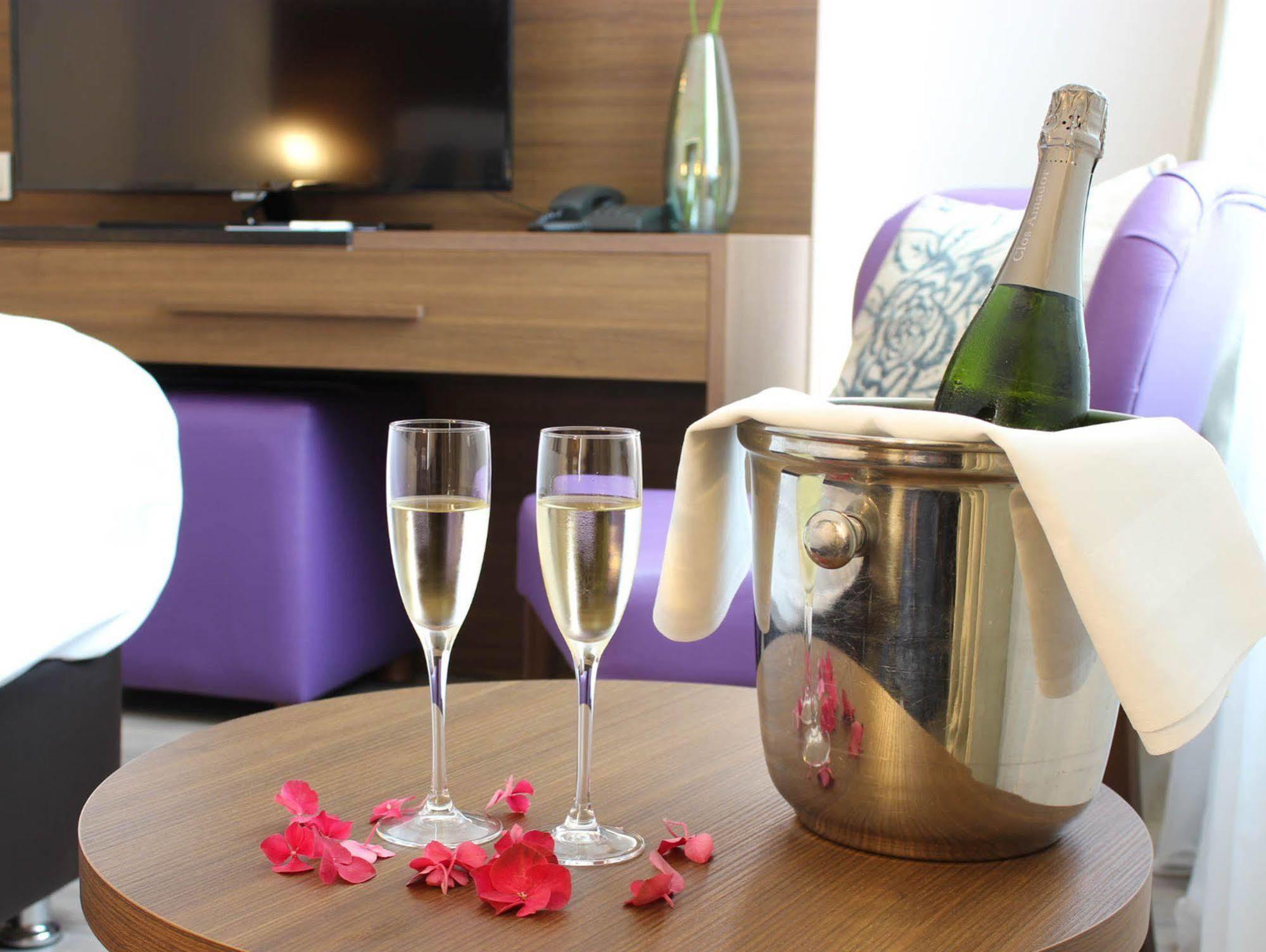 A-Hotel Oosterhout Oosterhout  Eksteriør billede